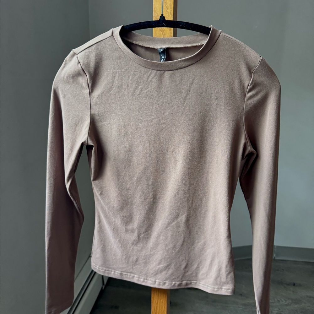 Women's Long Sleeve Taupe Top